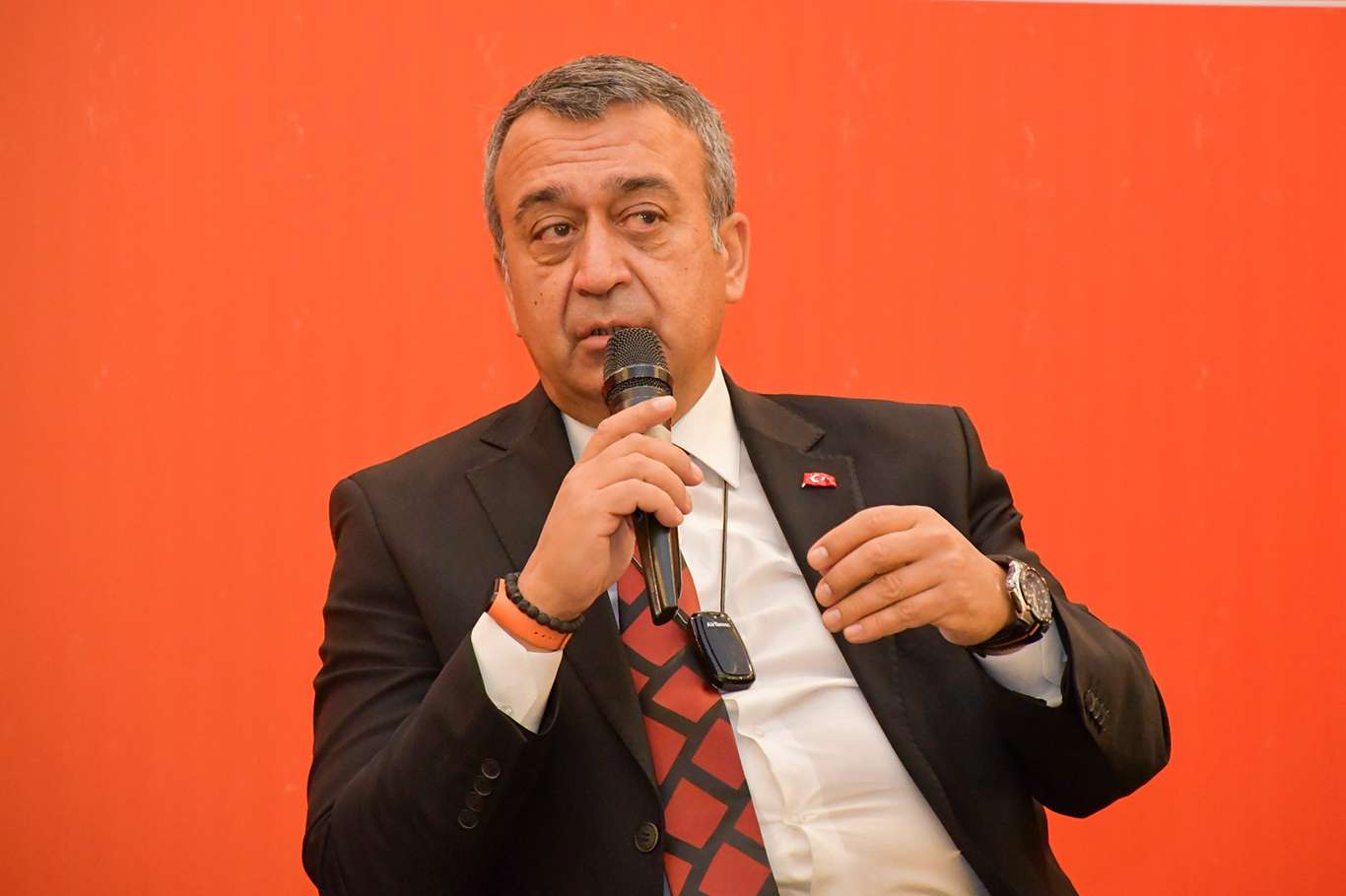 GAİB Başkanı Kileci: Sanayici çalıştıracak işçi bulamıyor GAİB Başkanı Kileci: Sanayici çalıştıracak işçi bulamıyor